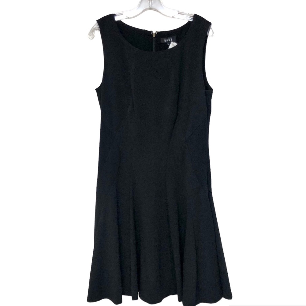 DKNY Women’s Black Dress NWT Size 12 Sleeveless With Stretch